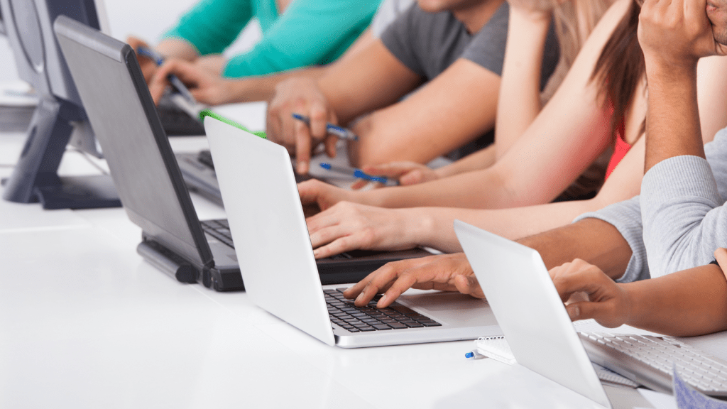 3 Reasons College Students Should Have a Linkedin&nbsp;Profile